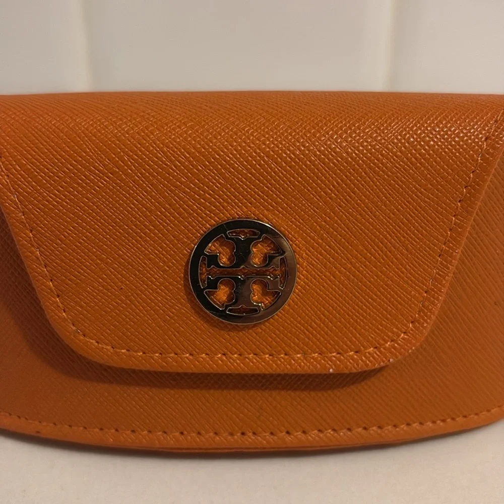 Tory Burch Sunglasses Case Only Size OS